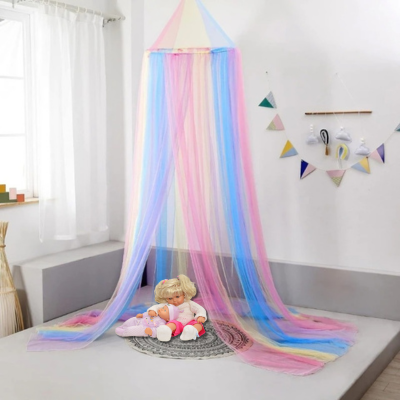 ciel-de-lit-jouets