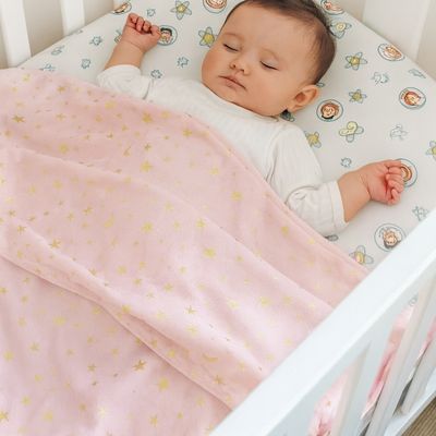 couverture_bebe_douce_et_belle_etoiles