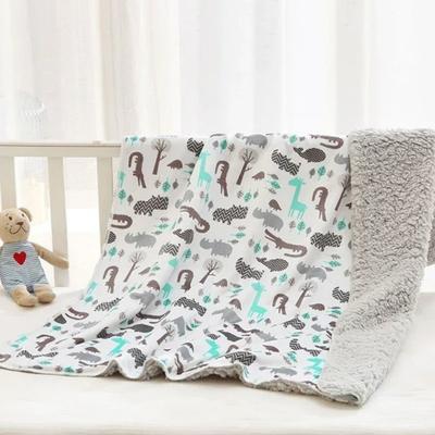 couverture_bebe_polaire_indispensable_bebe