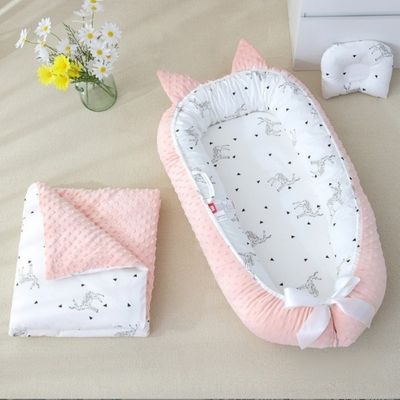 Réducteur de lit bébé - Cocon douillet™