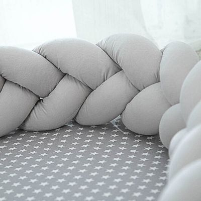 cocon-bébé-réducteur-lit-en-tresse-gris