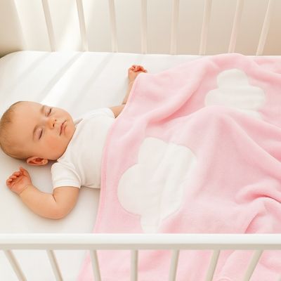 couverture_bebe_douce_et_legere_nuages