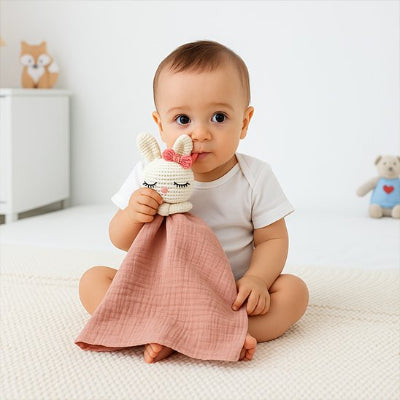 doudou bebe attache tetine pratique et securisee