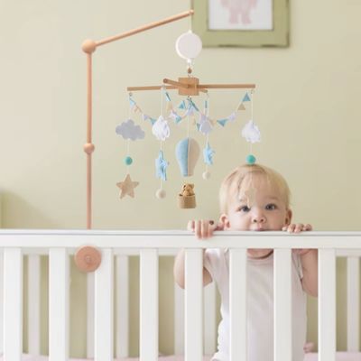 mobile-bebe-avec-support-montgolfiere