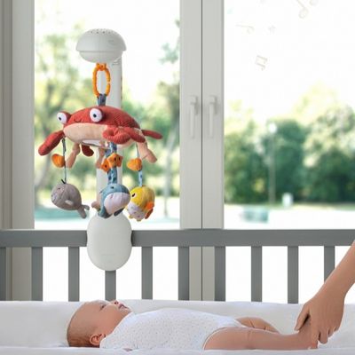 mobile musical bebe crabe etoile fixe au lit avec support universel