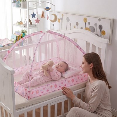 Moustiquaire lit bébé pour éviter les piqures d'insectes