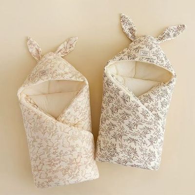 nid-d-ange-en-coton-idee-cadeau-de-naissance-parfait