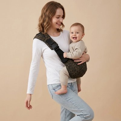 Porte bebe moderne léger et résistant