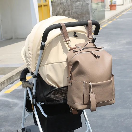 sac-à-dos-à-langer-multi-poches-parents-avenue