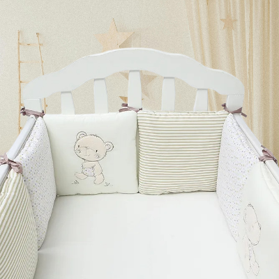 tour-de-lit-bébé-ourson-beige-blanc