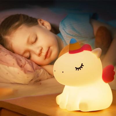 veilleuse-bébé-licorne-adorable